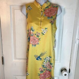 🌈NWT Forever 21 M Silky Yellow Slip Dress!!